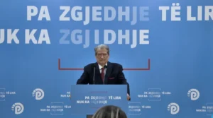 Policia nuk i dha leje për protestën/ Berisha në konferencë për shtyp: Molotovët nuk i kemi ne, efektivët i inskenuan…