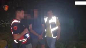 Fier, kultivimi i kanabisit në rënie, por zgjerohet harta e zonave me rrisk