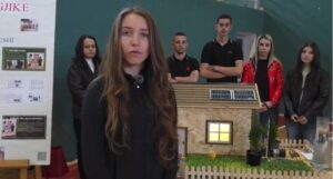 Festivali i Shkencës në Lushnjë, nxënësit prezantuan para jurisë 24 projekte inovative