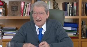 “Të bëhemi si Kosova dhe Maqedonia”/ Nafta 214 lekë litri, Berisha: Kemi gati draftin! Ja masat që do të kërkojmë të merren