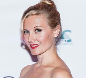 Vuante nga kanceri, ndërron jetë në moshën 51-vjeçare aktorja e filmave horror