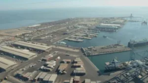 Sulmohet me dronë porti kryesor tregtar në Kuvajt, dëme të mëdha materiale, nuk raportohet ende për viktima