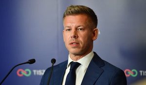 Fitoi zgjedhjet në Hungari/ Kush është Peter Magyar, avokati që e nisi karrierën në partinë e Viktor Orban