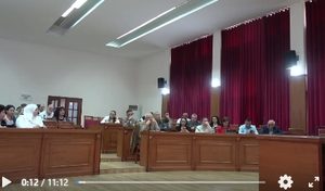 Këshilli Bashkiak i Fierit zgjedh Kryetarin e ri, Melsi Bogdani me shumicë votash