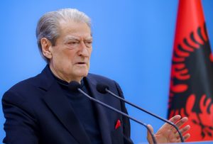 Akuza ndaj Kryeministrit, Berisha: Pse Edi Rama ka fshehur pjesëmarrjen në samitin global në Spanjë?