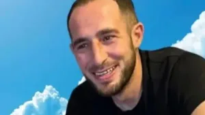 Vdekja tragjike e 30-vjeçarit shqiptar në MB, ishte futur në kosh për të fjetur pasi ishte i pastrehë, e copëton makina e mbeturinave  