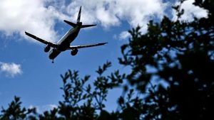 Paralajmërim për rritjen e çmimeve të biletave të avionit në Evropë, të pashmangshme për shkak të luftës me Iranin
