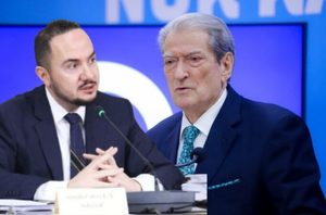 Berisha kandidat i vetëm për Kryetar të PD/ Mesazhi i Salianjit: Fitoret jo gjithmonë kërkojnë garë, mjafton frika e tjetrit për t’i vulosur!