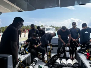 Tragjedia në Maldive/ Gjenden trupat e dy zhytësve italianë në shpellën nënujore, vijojnë kërkimet për dy të tjerë