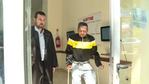 “Më kanë kapur duke lypur, nuk kam ku të ha”, Gjykata shpall të pafajshëm 46-vjeçarin Ylli Berisha