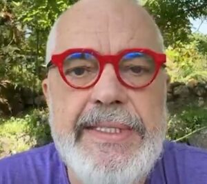“Algoritmi është vënë në funksion të së keqes”/ Rama: Do të ekspozohen grupet pas manipulimit digjital