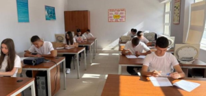 Nisin Provimet Kombëtare të Arsimit Bazë, mbi 29 mijë nxënës të klasave të nënta testohen sot në gjuhë të huaj!