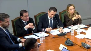 Pse mbahet ende Meta në burg dhe Berisha detyrohet 2 herë në muaj të shkojë në Prokurori? Ja si përgjigjet kreu i SPAK