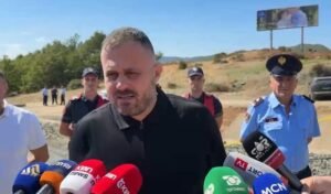 Vrasja e Viktor Bardhit në Mirditë/ “Kemi një pistë!”, drejtori i policisë së Lezhës jep detajet: Një i shoqëruar. Makina e autorëve u gjet e djegur…