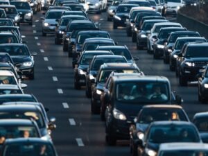 Në rrugët e vendit u shtuan 66.5 mijë makina për 8-mujorin, bien me 10% regjistrimet në gusht