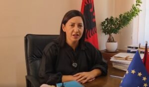 Nis viti i ri shkollor në Lushnjë, 6,937 nxënës ulen në bankat e shkollës