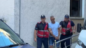  “Arrest në burg” për Bledar Bakajn, akuzohet për plagosjen e ish-vjehrrit