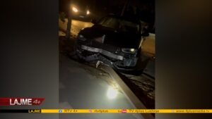 Aksident në bulevardin kryesor të Divjakës, lëndohet një person