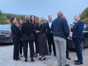 Serbia nuk lejon deputetët e Kosovës të shkojnë në Preshevë, do të ngushëllonin kryetaren Sinani për vdekjen e babait