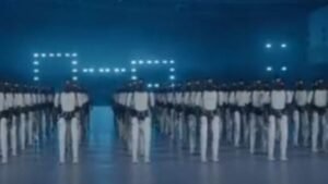 Kina vendos rekord Guinness, 110 robotë humanoidë vallëzojnë në sinkron dhe performojnë tai chi